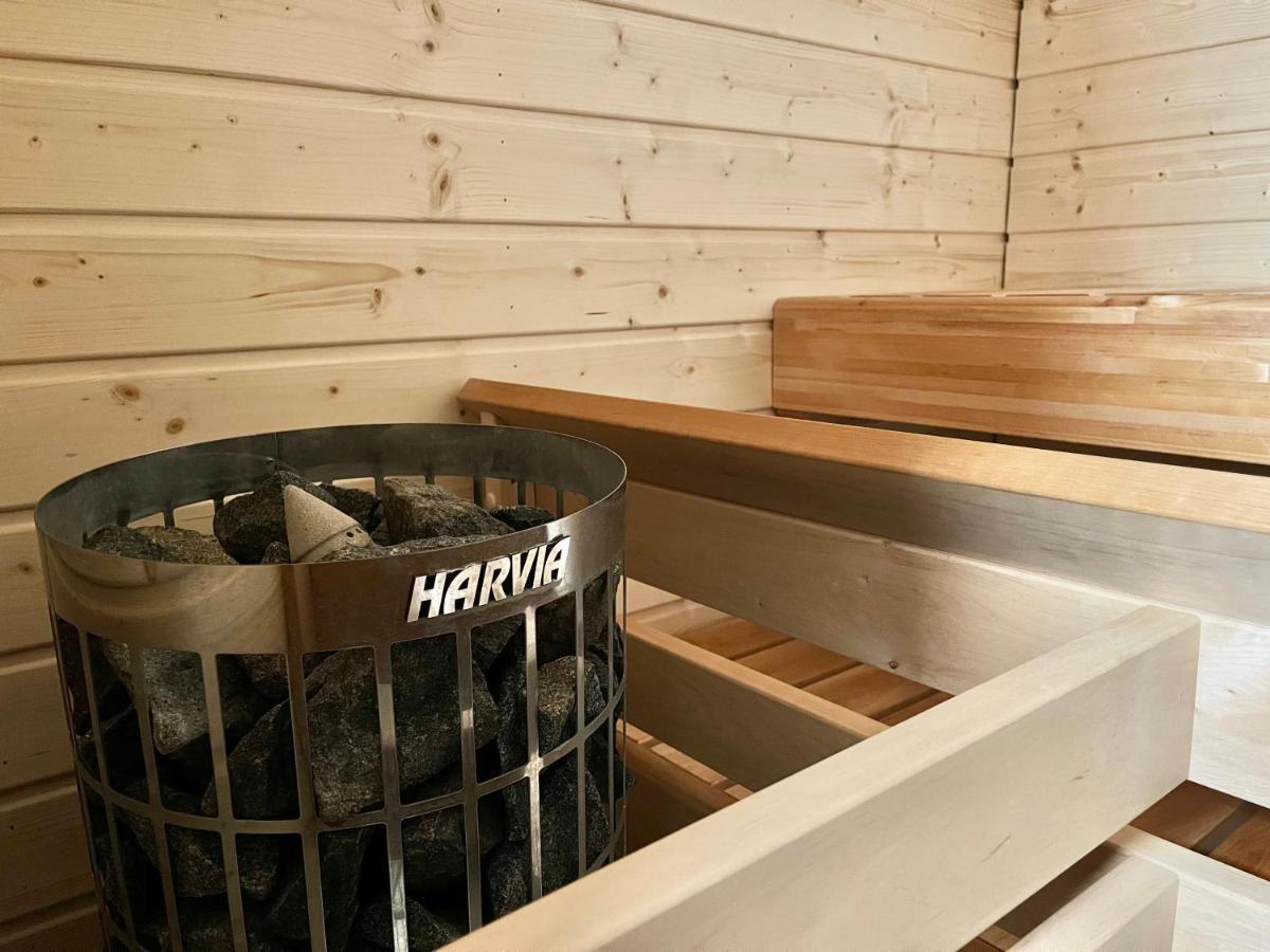 Tammer Huoneistot - City Suite 1 - Sauna, Balcony & Free Parking Tampere Dış mekan fotoğraf